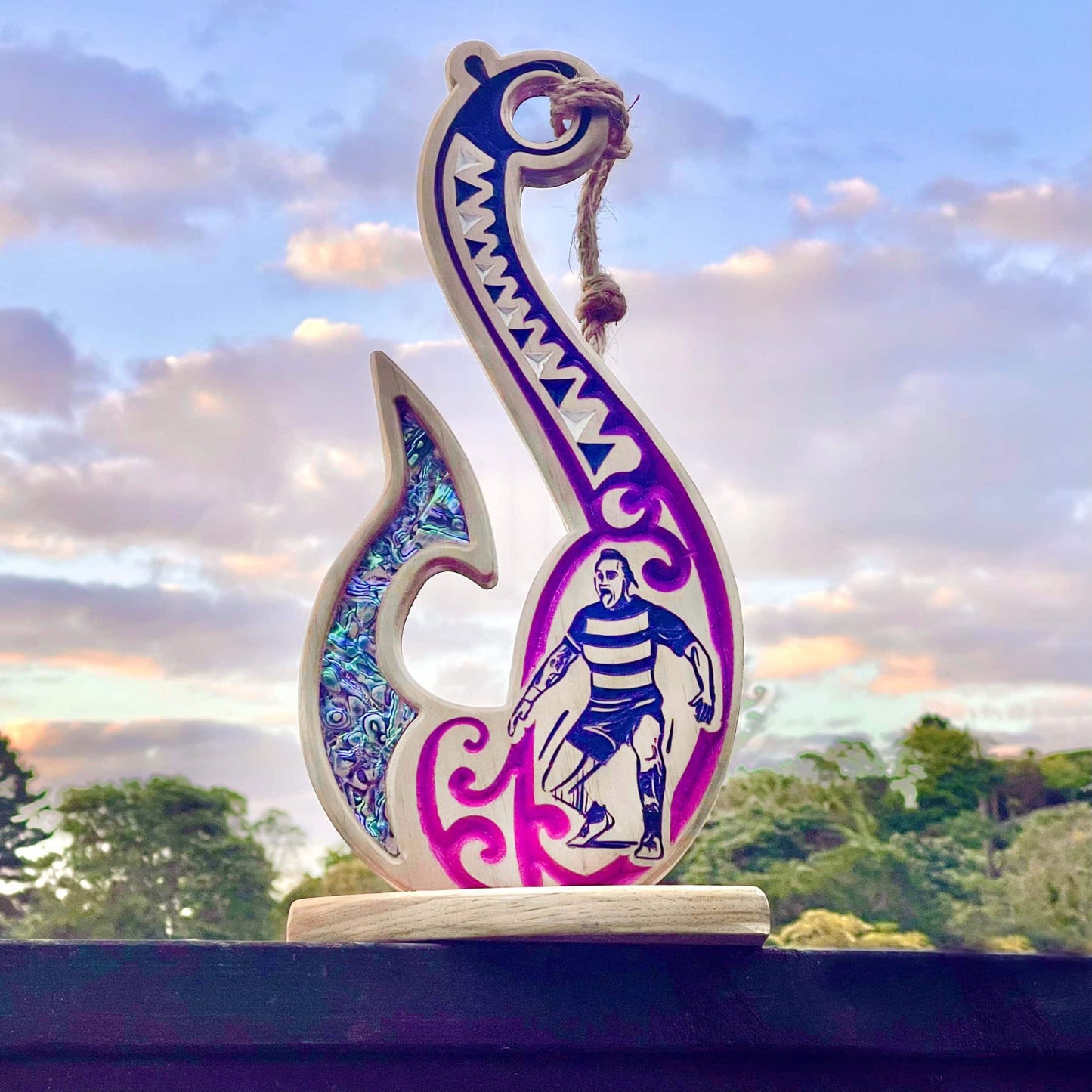 Hei Matau / Fish Hook (Rimu/Customised)